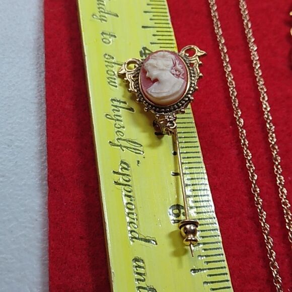 Vintage Cameo Group Dangling Pierced Earrings w/ Faux Pearls Stick pin Necklace - Picture 8 of 8